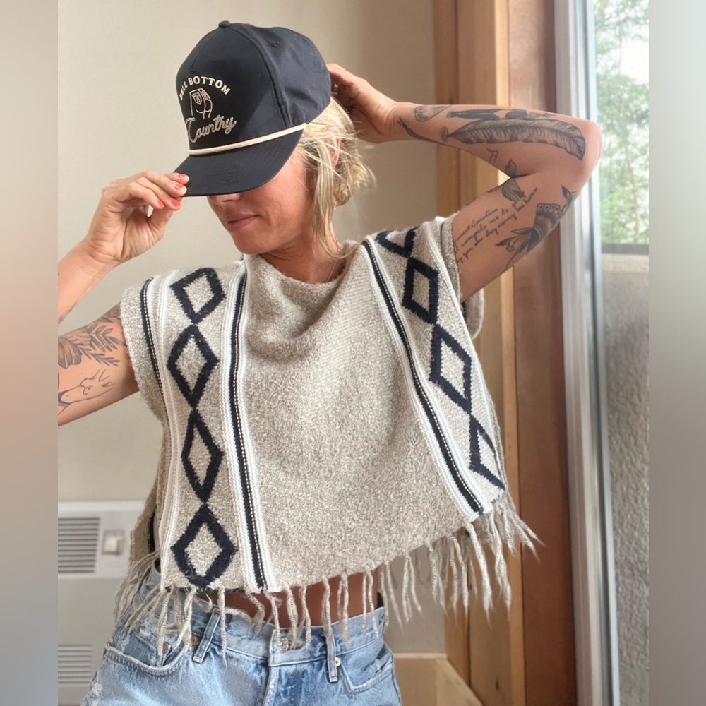 VTG southwestern cropped poncho